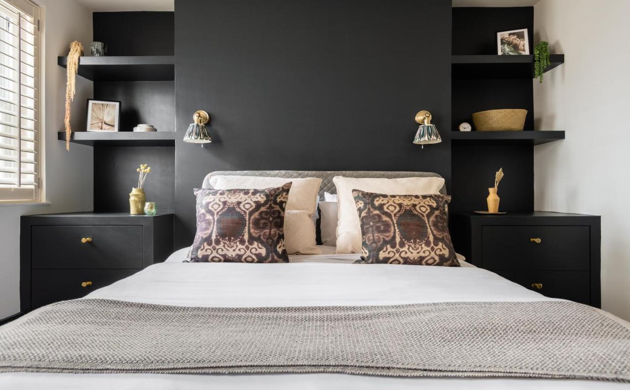 The Heart Of Shepherds Bush - Modern 2Bdr Apartment With Garden Лондон Екстер'єр фото